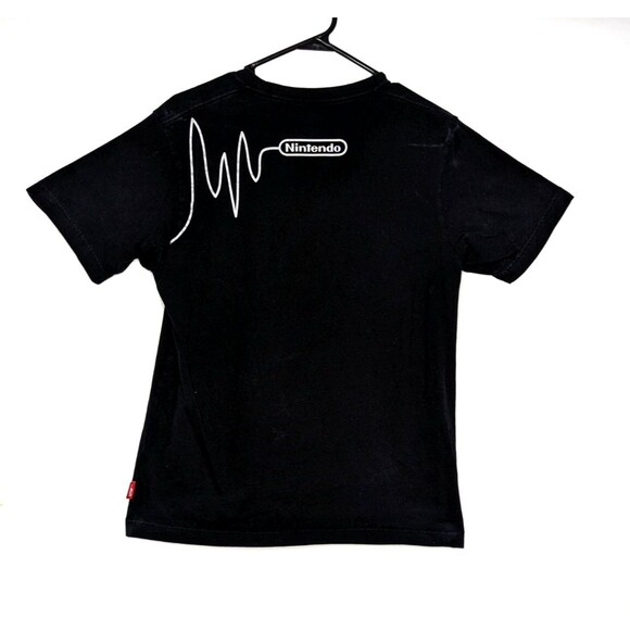 Uniqlo UTGP Unisex Medium Nintendo Pokemon Pikachu Black Graphic T-Shirt - Picture 2 of 4